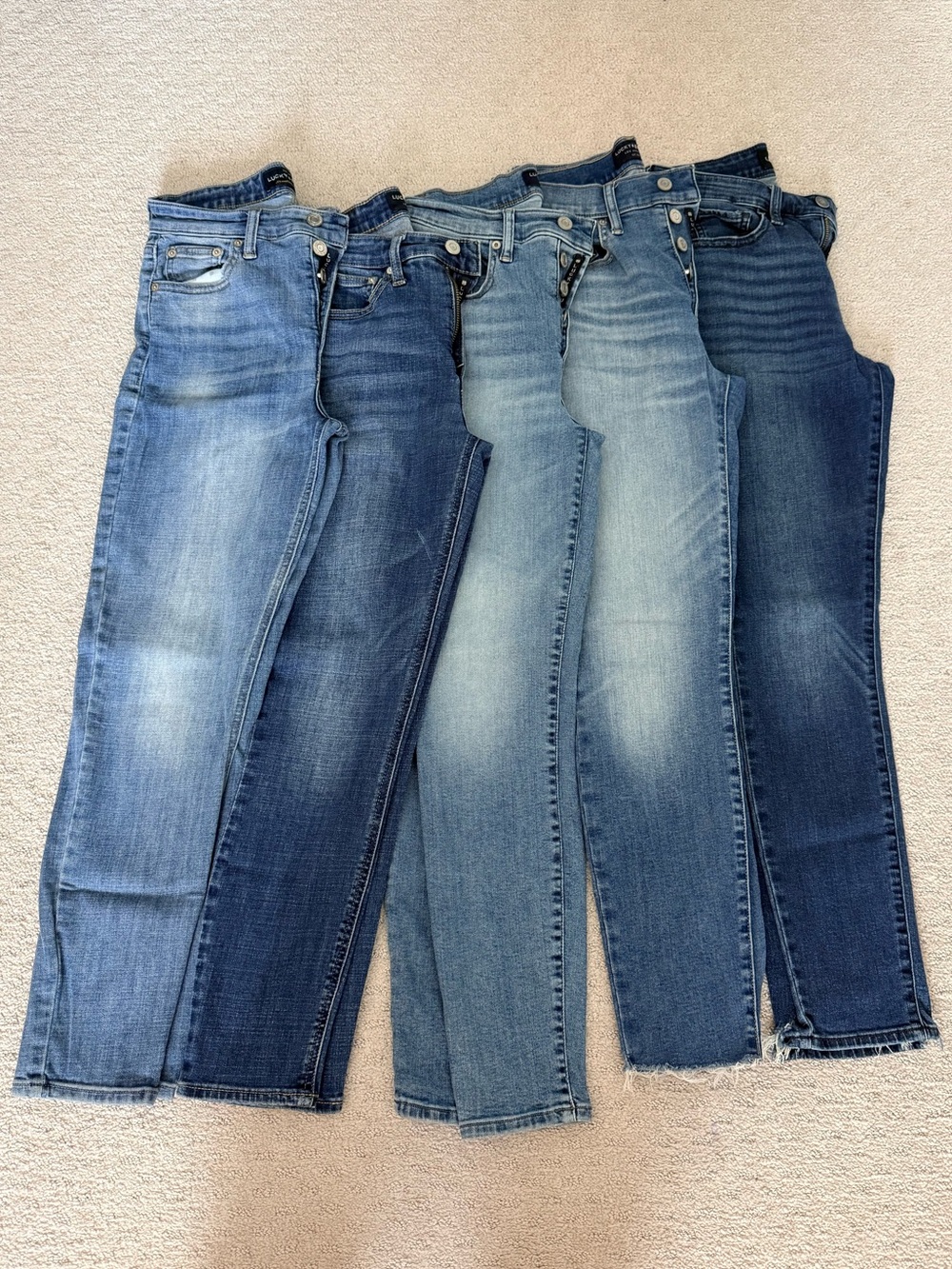 Lucky Brand, size 27. 5 pairs of Light to Dark Washes!